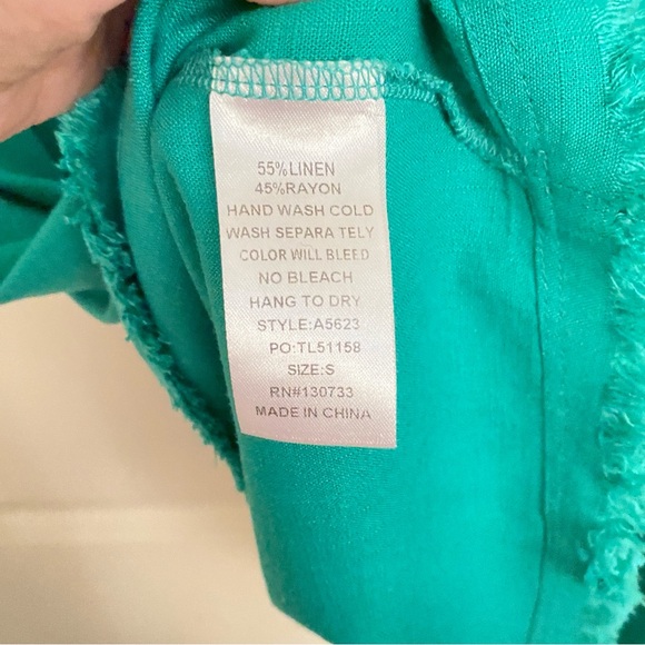 Umgee teal linen/rayon tunic, size S. - Picture 6 of 7